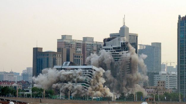 Demolición controlada de edificios